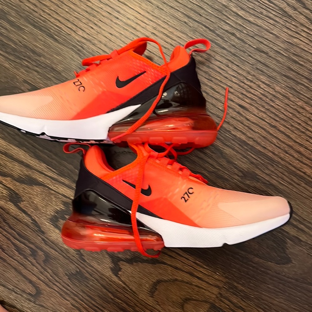 Nike Air Max 270 Size 8